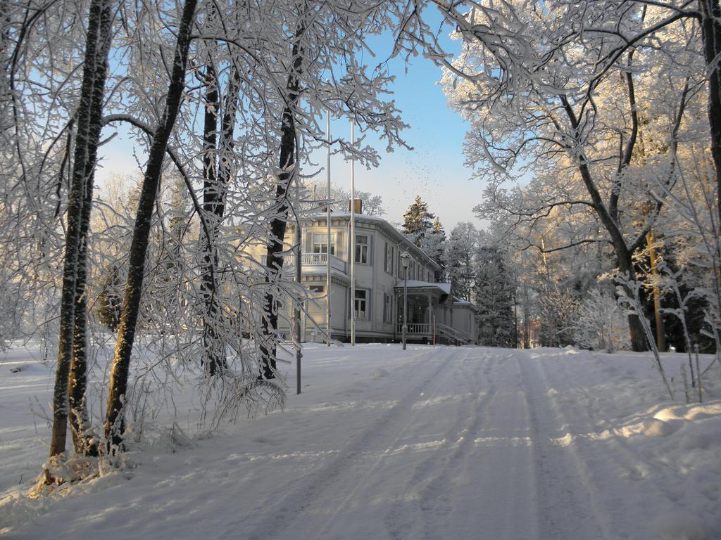 Neitsytniemen Kartano Bed and Breakfast Imatra Exteriör bild