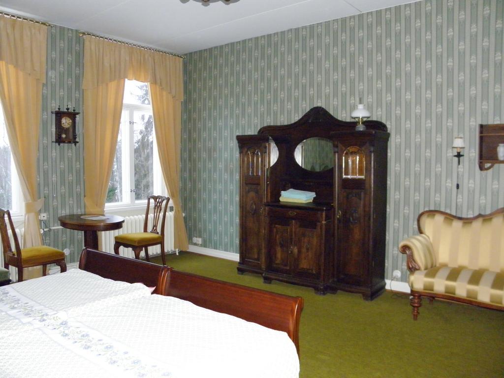 Neitsytniemen Kartano Bed and Breakfast Imatra Exteriör bild