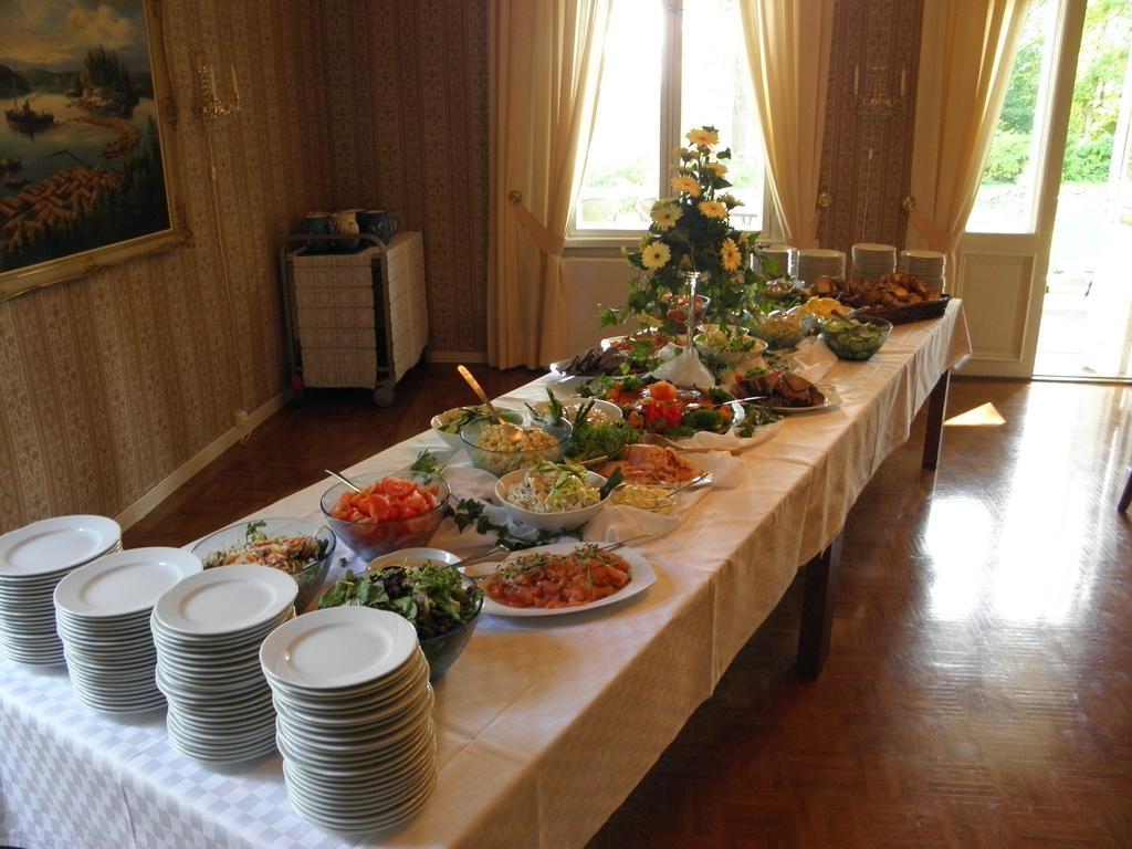 Neitsytniemen Kartano Bed and Breakfast Imatra Exteriör bild