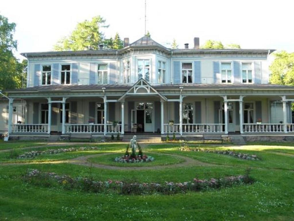 Neitsytniemen Kartano Bed and Breakfast Imatra Exteriör bild