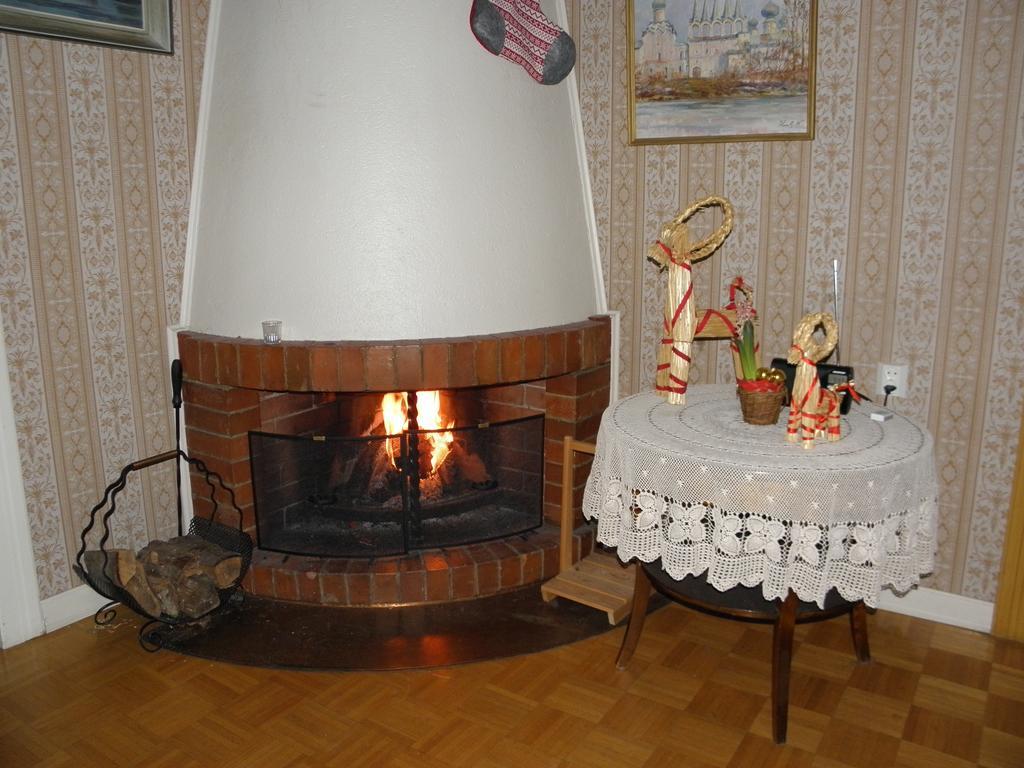 Neitsytniemen Kartano Bed and Breakfast Imatra Exteriör bild