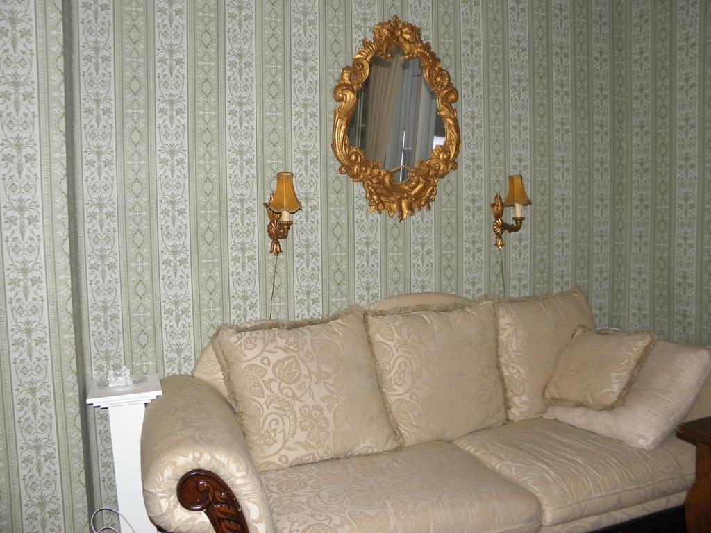 Neitsytniemen Kartano Bed and Breakfast Imatra Exteriör bild
